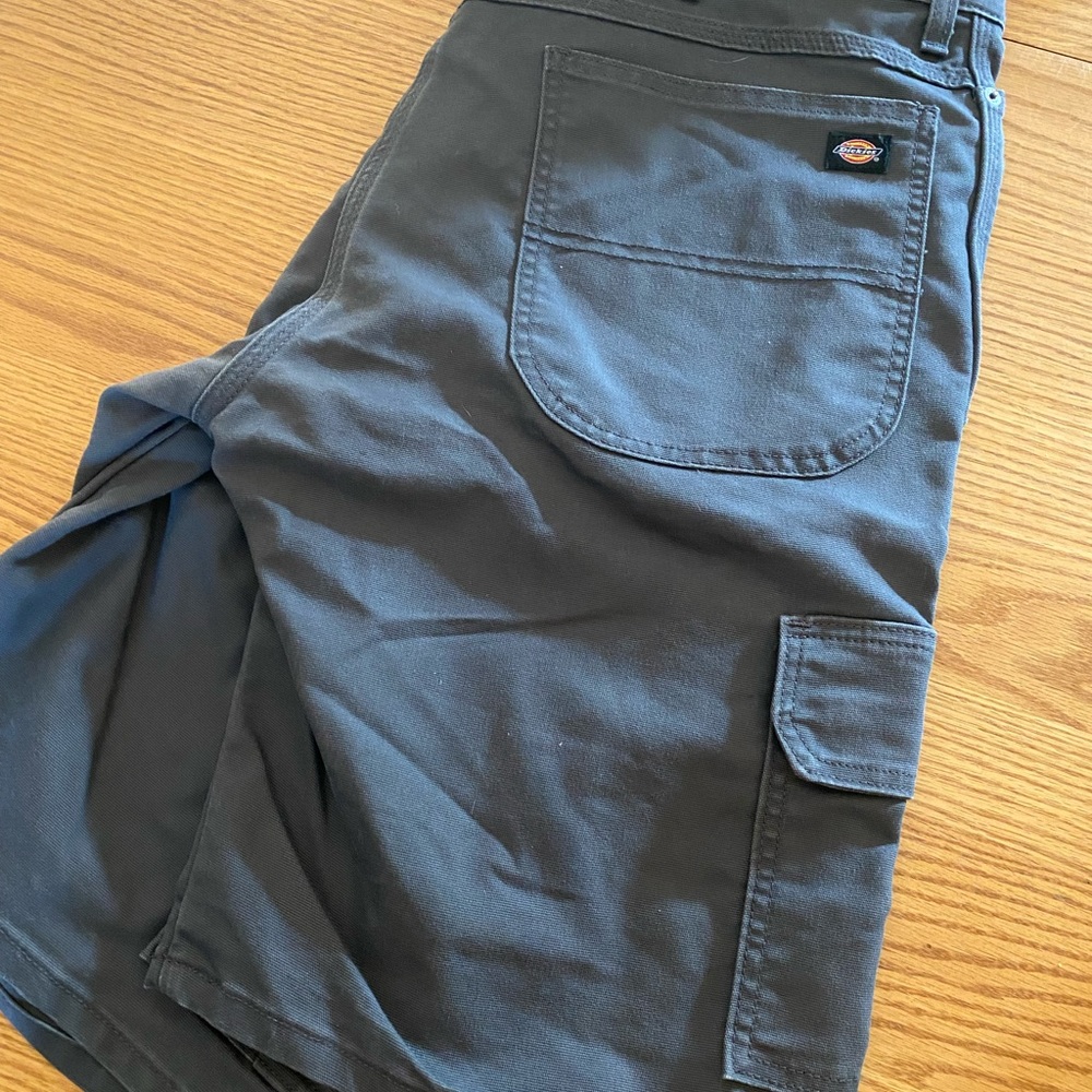 Dickies flex, relaxed, shorts, size 36 - Picture 3 of 6